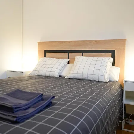 Precioso Cerca De Mar Y Montana *