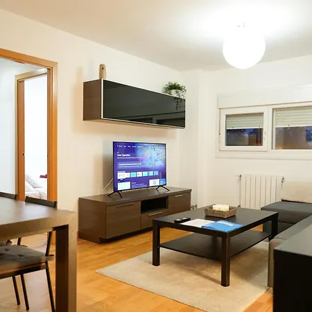 Apartment Precioso Cerca De Mar Y Montana