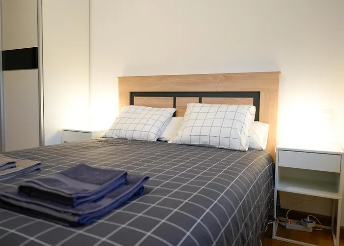 Precioso Cerca De Mar Y Montana *